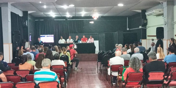 Peña Solidaria para financiar paneles solares en el hospital municipal