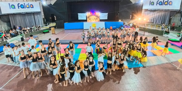 La Falda: 22° gala artística de 