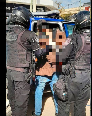 Cosquín: detienen a un hombre por exhibiciones obscenas y amenazas a la policía 