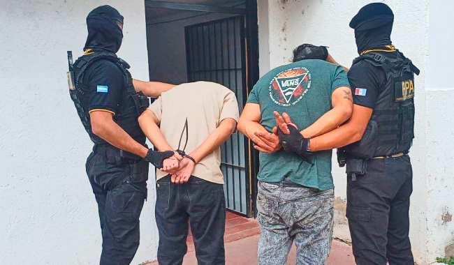 Cruz Del Eje: FPA incautó cocaína y marihuana en inmediaciones de la cárcel. dos detenidos