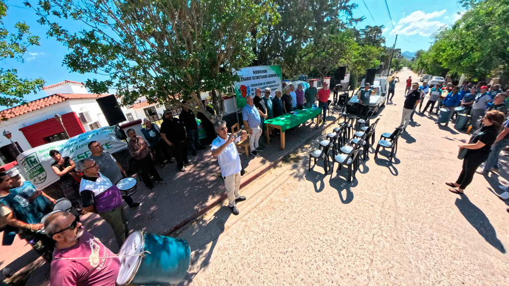 Plenario de apoyo del FESTRAM al SITRAM