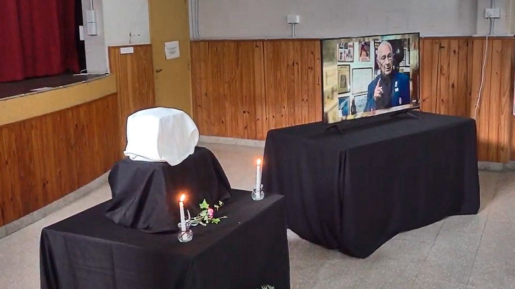 Alberto Moro: homenaje y despedida en Biblioteca Sarmiento