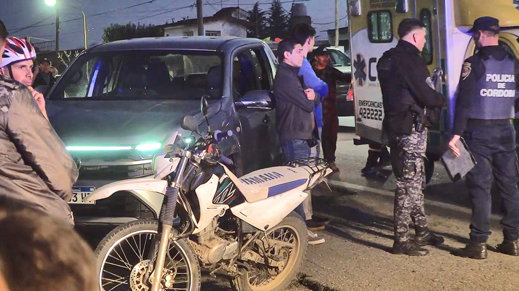 La Falda: Giro en en U y provocó un accidente