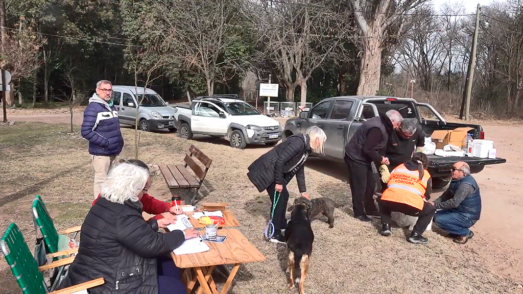 Finalizó la campaña de vacunación antirrábica en Villa Giardino
