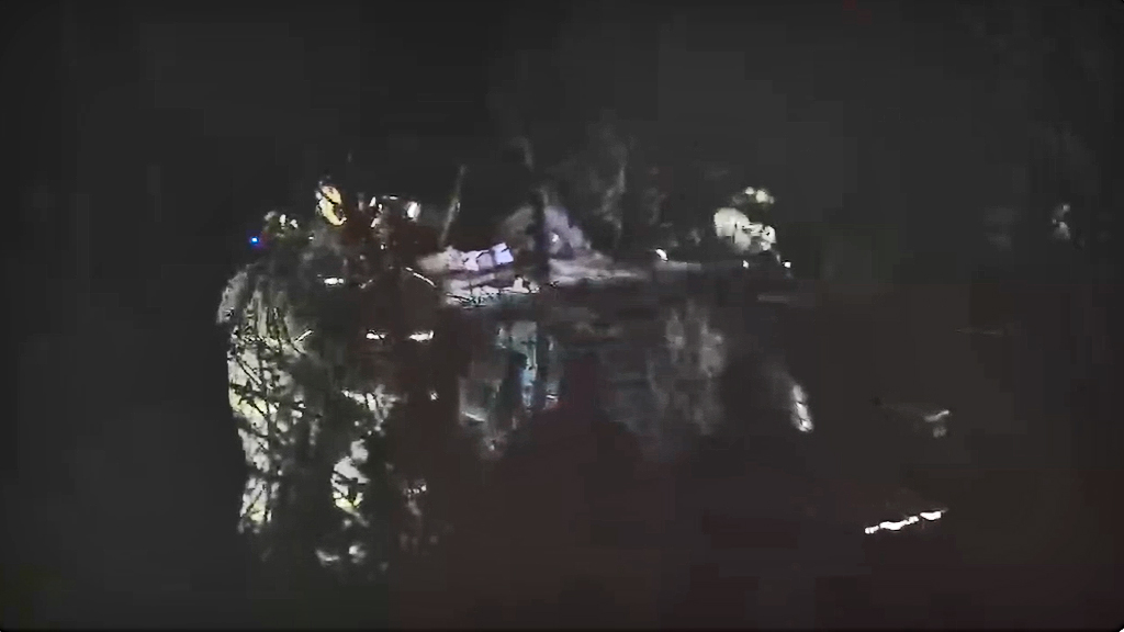 Accidente en Huerta Grande: ileso a pesar de caer bajo el puente