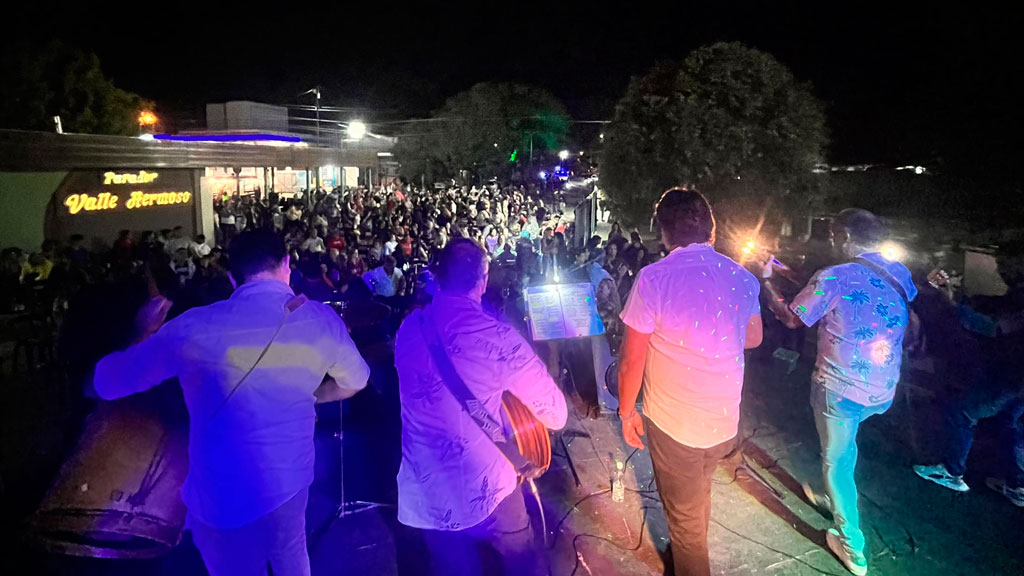 Valle Hermoso: en austero evento se realizó brindis y apertura 