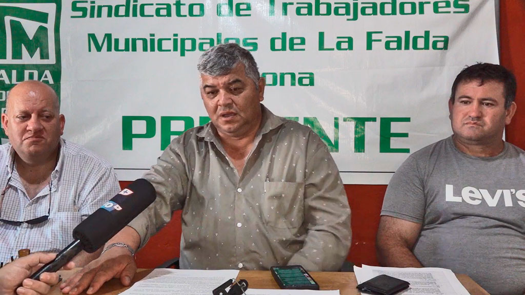 Sindicato de municipales denuncia arbitrariedad del gobierno provincial