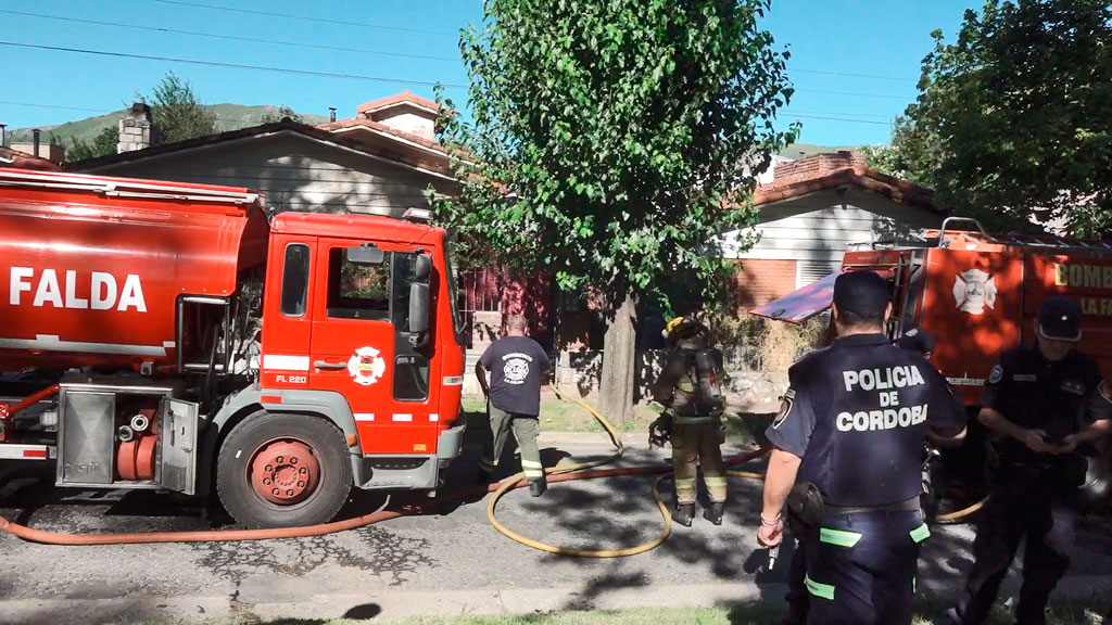 Principio de incendio en vivienda de La Falda 