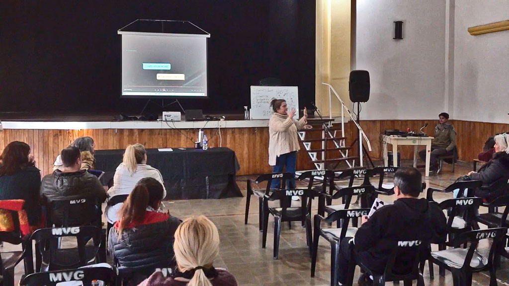 Villa Giardino: taller de Ciberbullying, grooming y Ciberdelitos