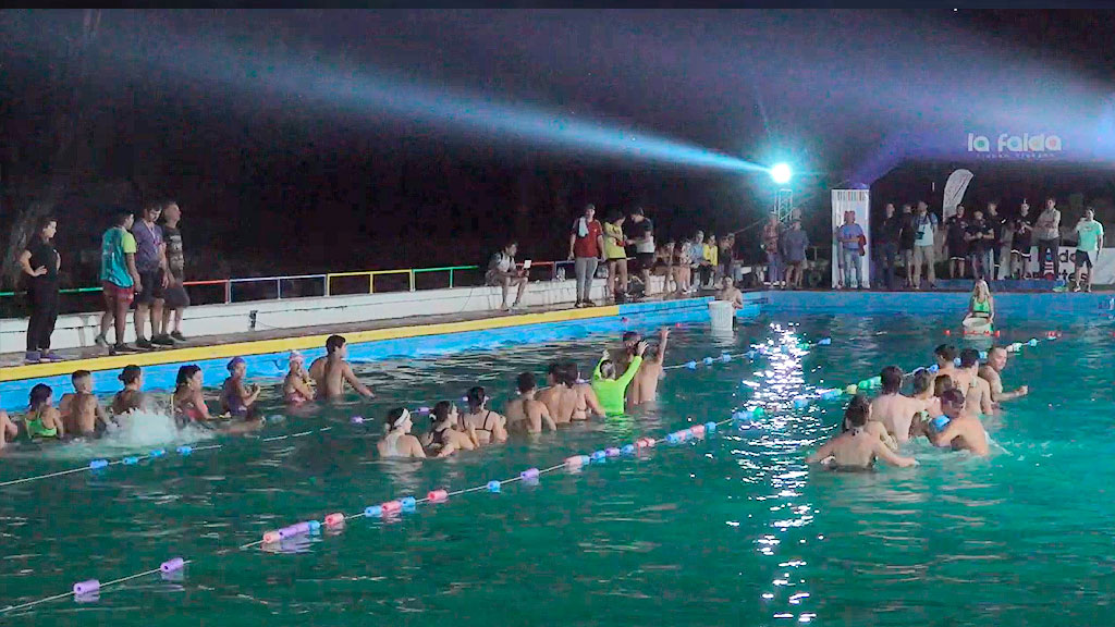 Copa interclubes 2024: competencia acuática nocturna
