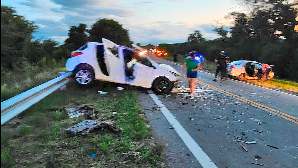 Accidente en La Cumbre: fuerte colisión frontal a la altura de El Pinar