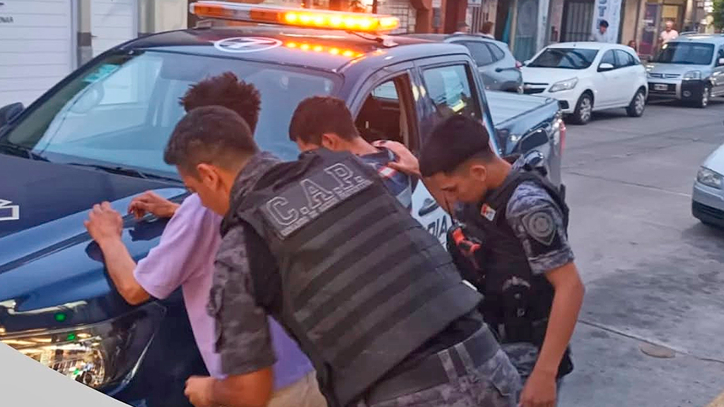 Riña entre Cuidacoches en pleno centro de La Falda: un detenido