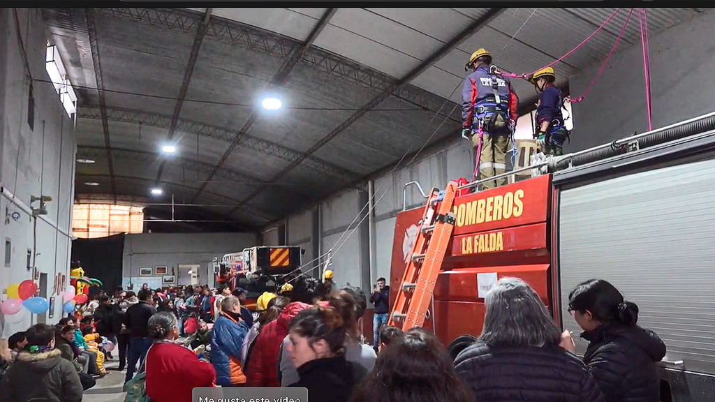 Fiesta del dia del niño en cuartel bomberil Gral San Martin