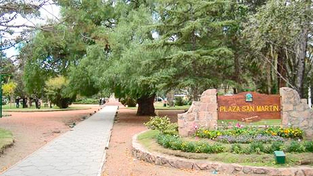 Dos heridos por violento altercado en plaza Capillense