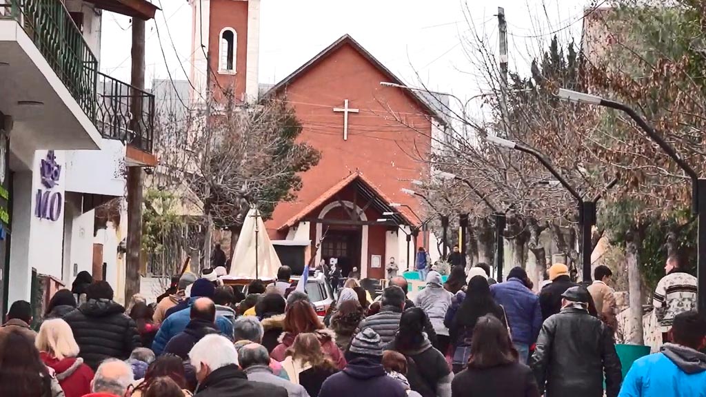 Misa y procesión junto a la virgen Ntra. Sra. del Carmen en Huerta