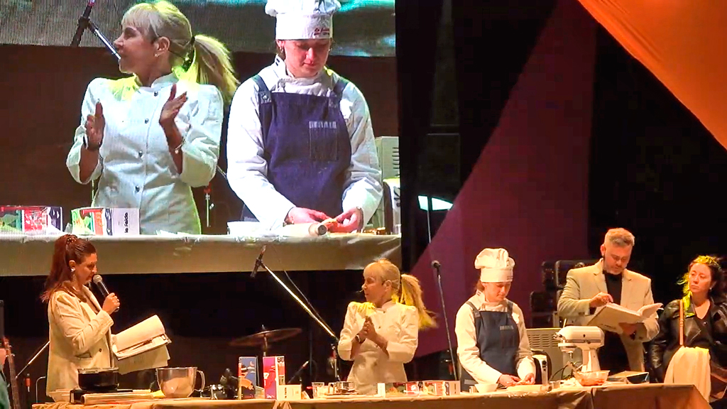Claudia Villafañe: pasión y templanza en masterclass alfajorera