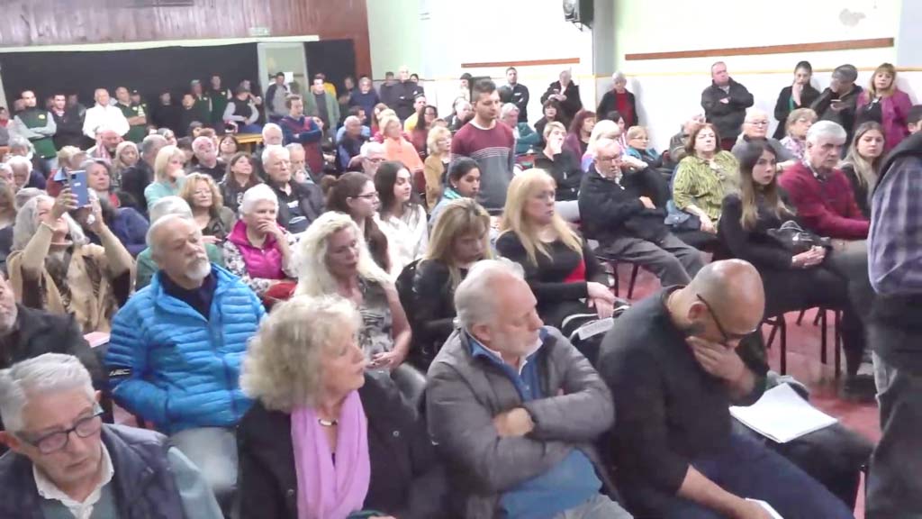 Audiencia pública en La Falda: Testimonios del municipio y la cooperativa 