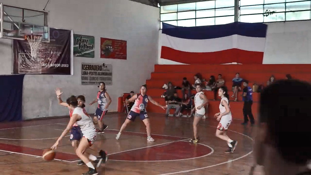 Semifinales de básquet femenino de la liga de Punilla