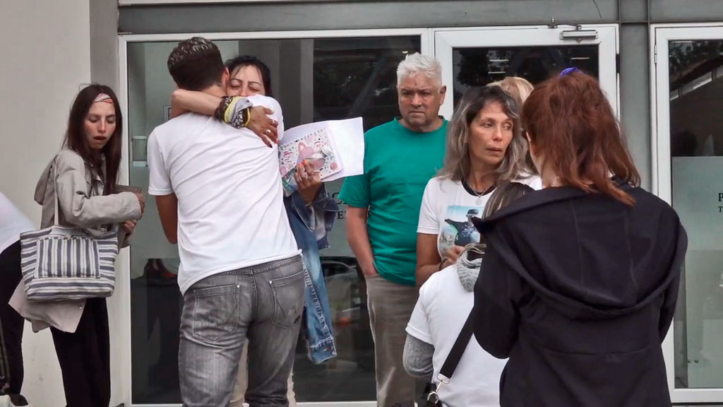 Frustración de familia de Ivan Sabadin ante veredicto judicial