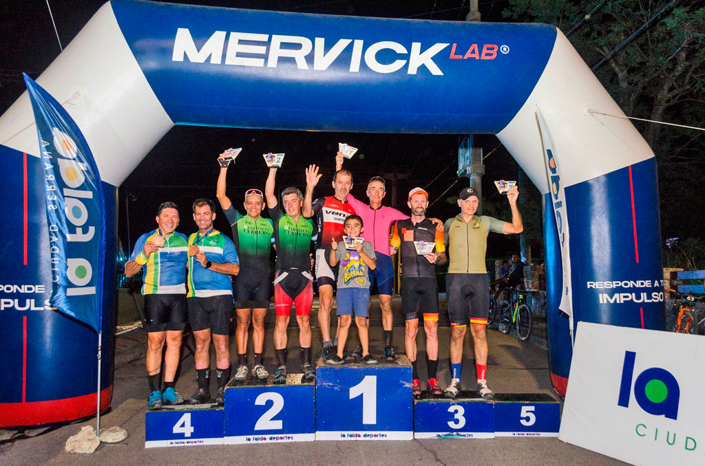 La Falda: Wolf MTB Nocturno en parejas