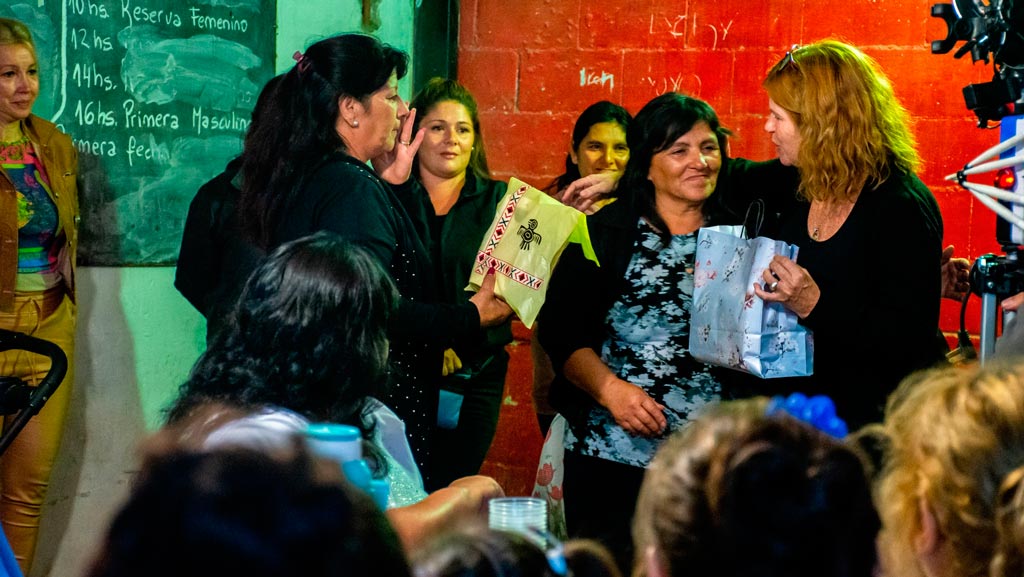 Tarde de convivencia y homenajes en merendero Desplegando Alas