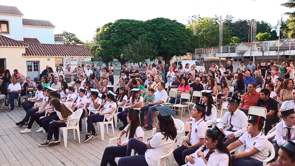 Instituto Micono: acto egresado de 6to grado