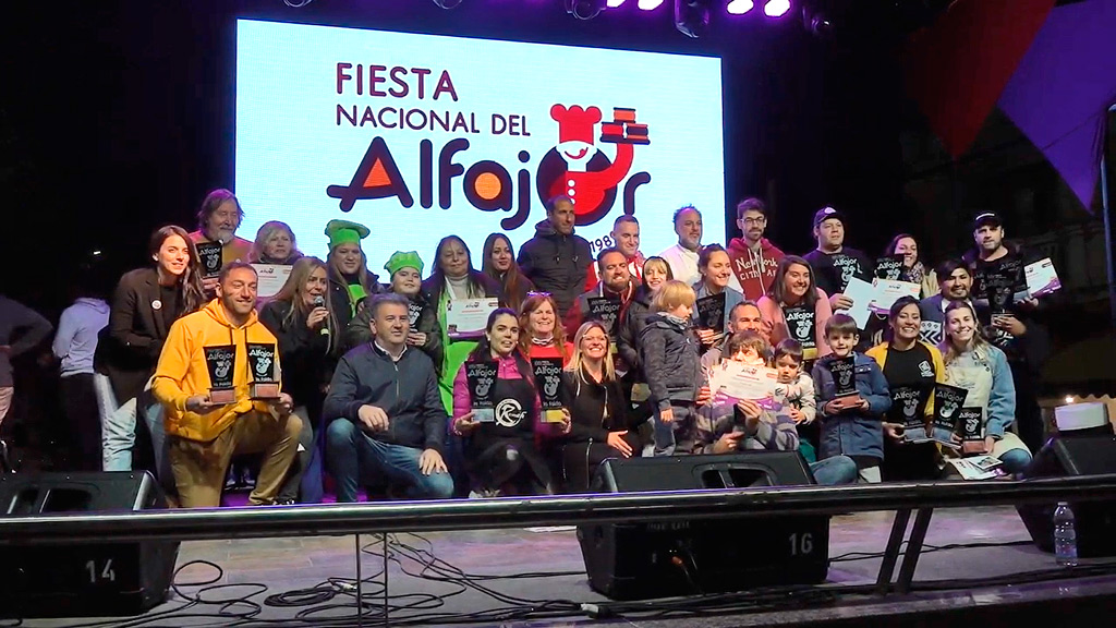 La Falda: premiación de los más ricos alfajores y mejores stands