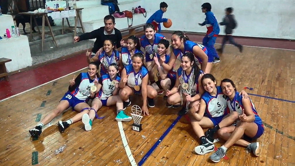 El CUHG se quedó con la copa Gery Bustos de la ABP femenino