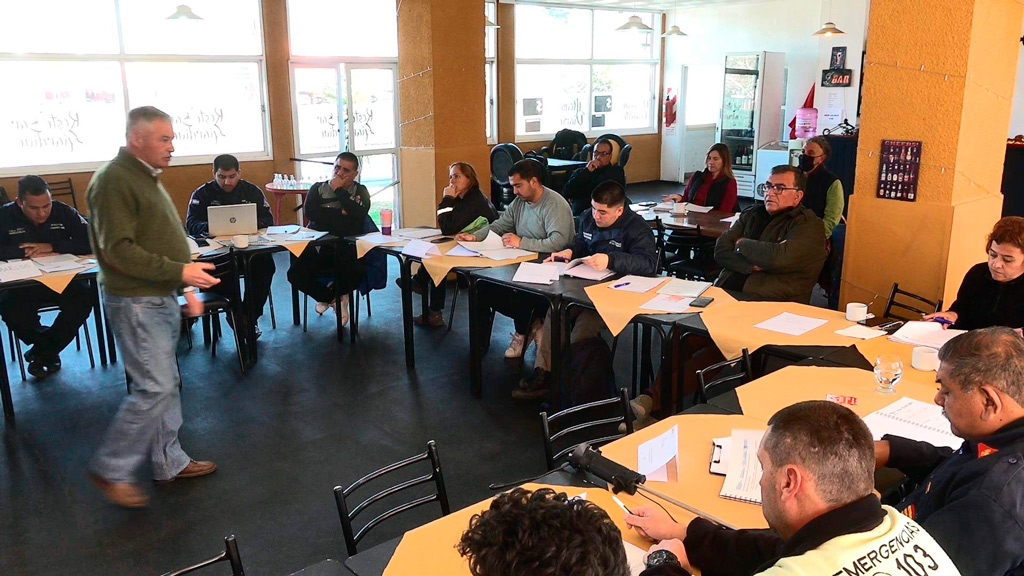 Villa Giardino: capacitación profesional de las defensas civiles regionales