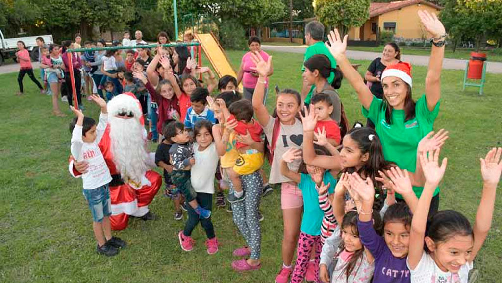 Invitación al típico recorrido de Papá Noel por barrios de Giardino