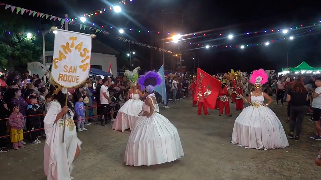 Tercera noche de carnaval: comparsas, rock y música popular