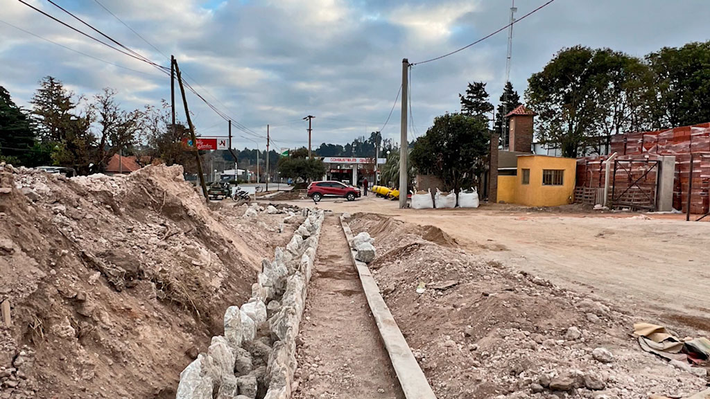 Avance de obras en Giardino afectado por crisis de Gasoil