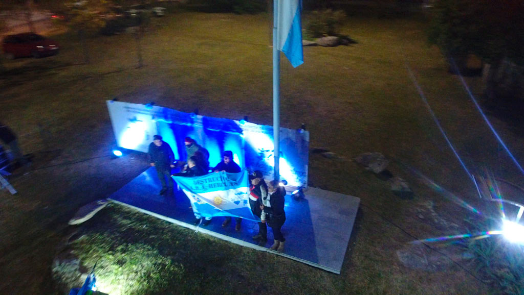 Vigilia en la Plaza “Héroes de Malvinas” de Huerta Grande