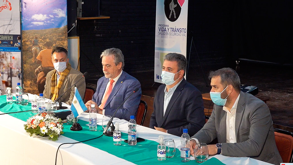 Dr. Botta Bernaus: convenio en asesoría y seguridad vial