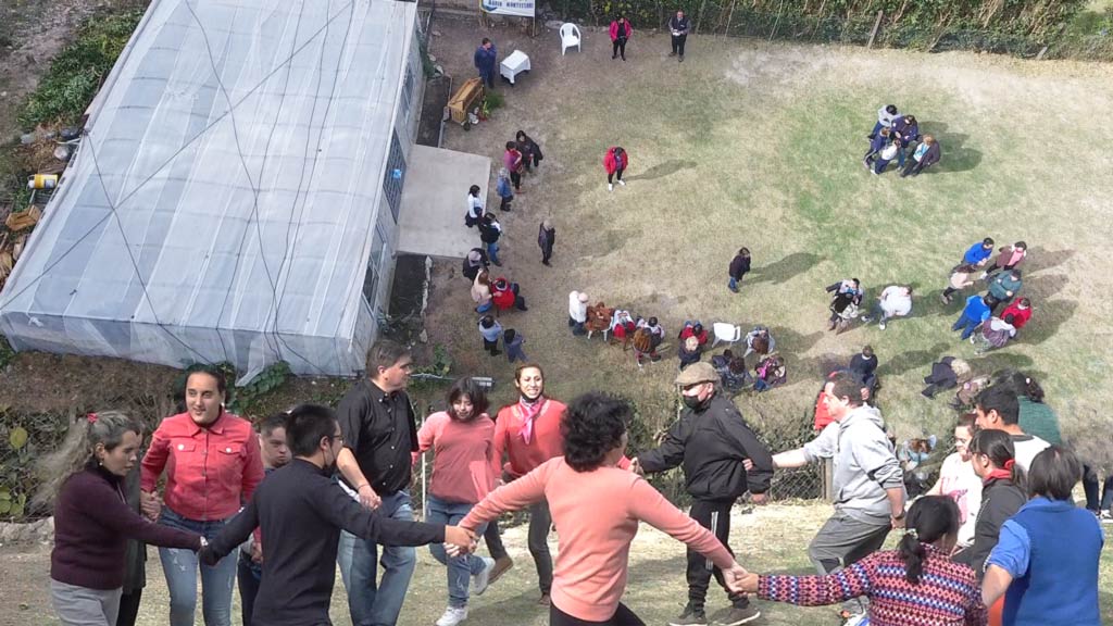 Montessori 14 aniversario: festejo con inauguración de vivero