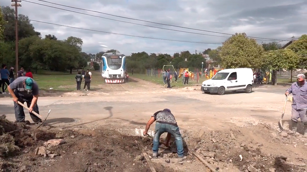 La llegada del tren: formación de prueba llegó a Valle Hermoso