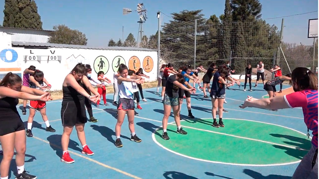 Gran convocatoria de jóvenes en el primer EDA en Huerta Grande