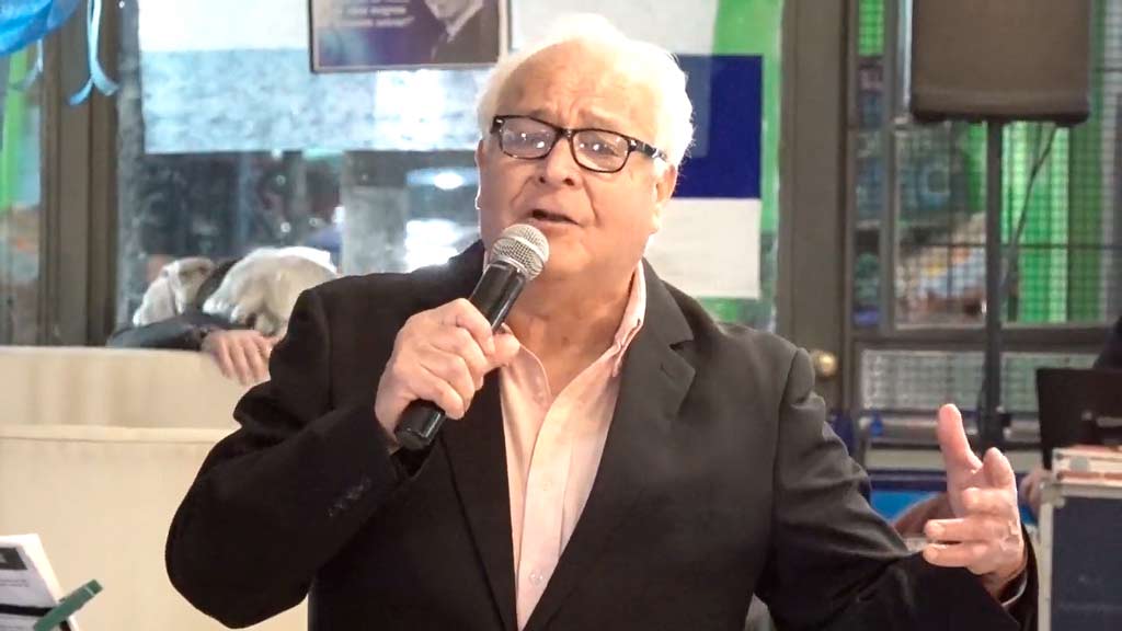 Daniel Simmons evoco a grandes talentos del Tango