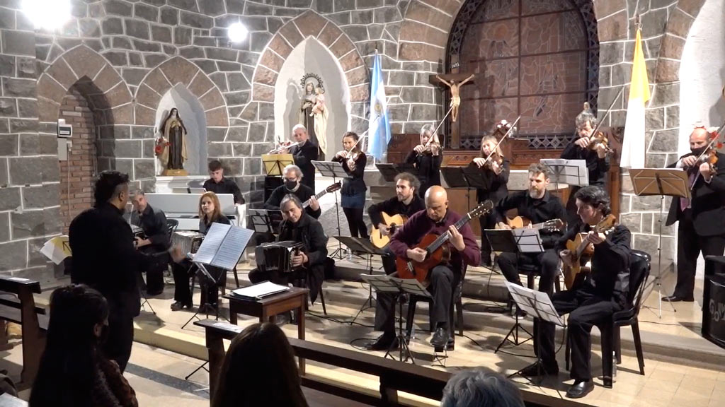 Concierto de la escuela de municipal de Tango en Capilla Sagrado Corazón