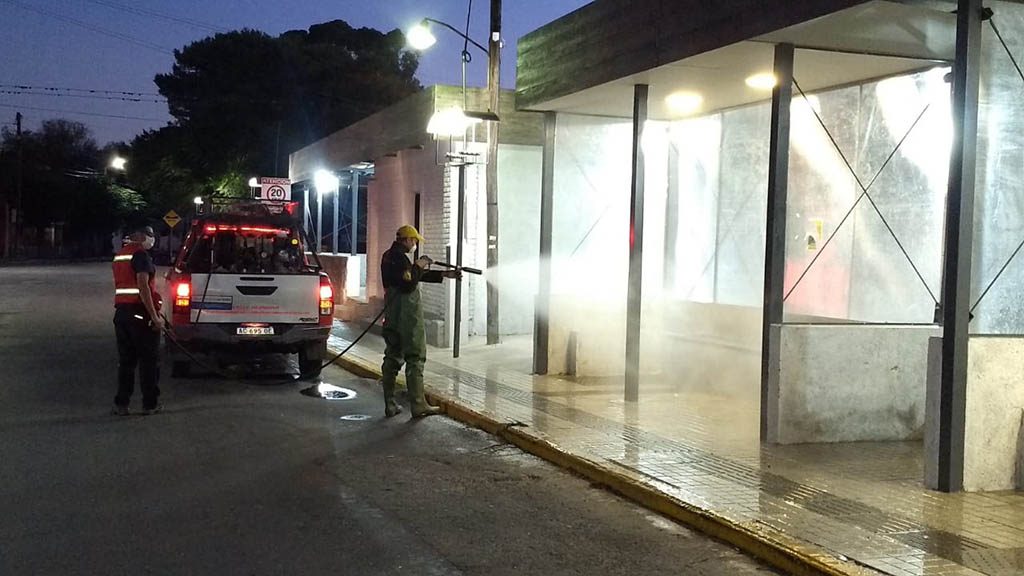 Valle Hermoso desinfecta la zona céntrica