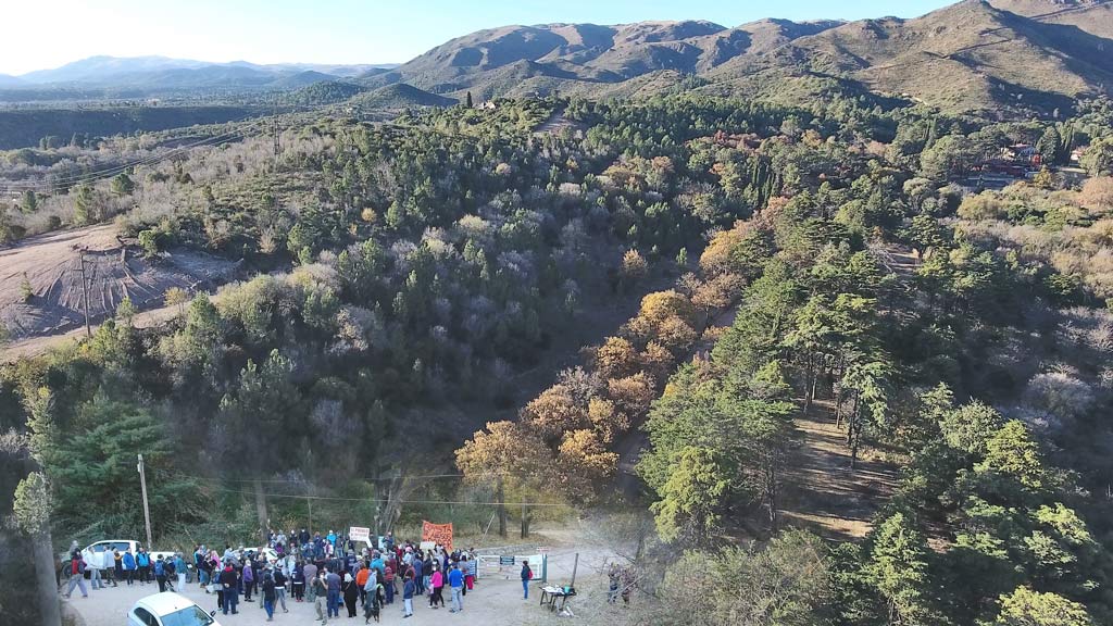 Jardin de Punilla: manifestación por cierre del camino del Alto San Pedro
