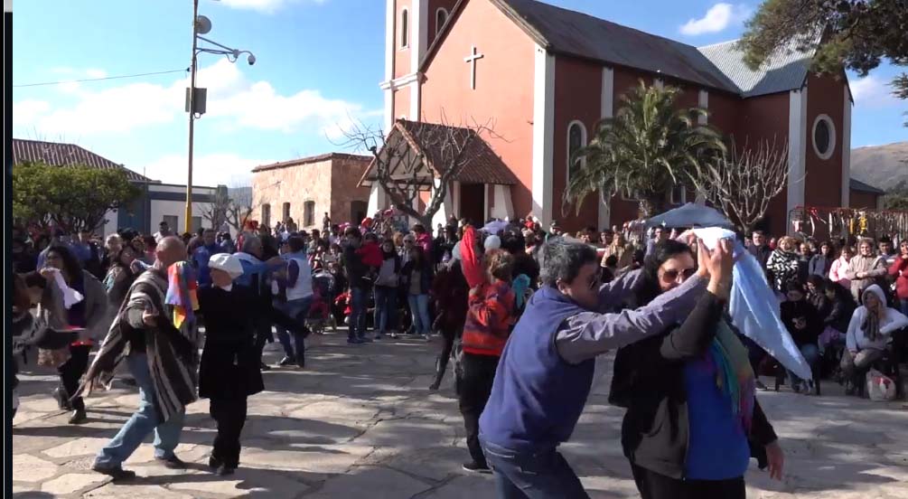 Espectáculos folclórico en la celebración de las patronales de Huerta Grande