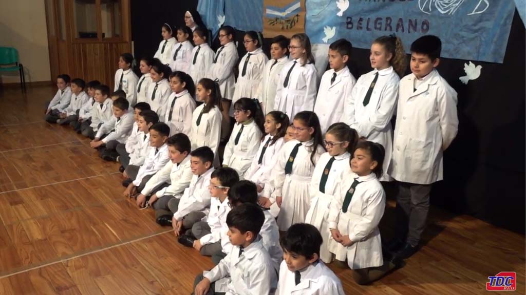 Acto Día de La Bandera en el Colegio San José de La Falda