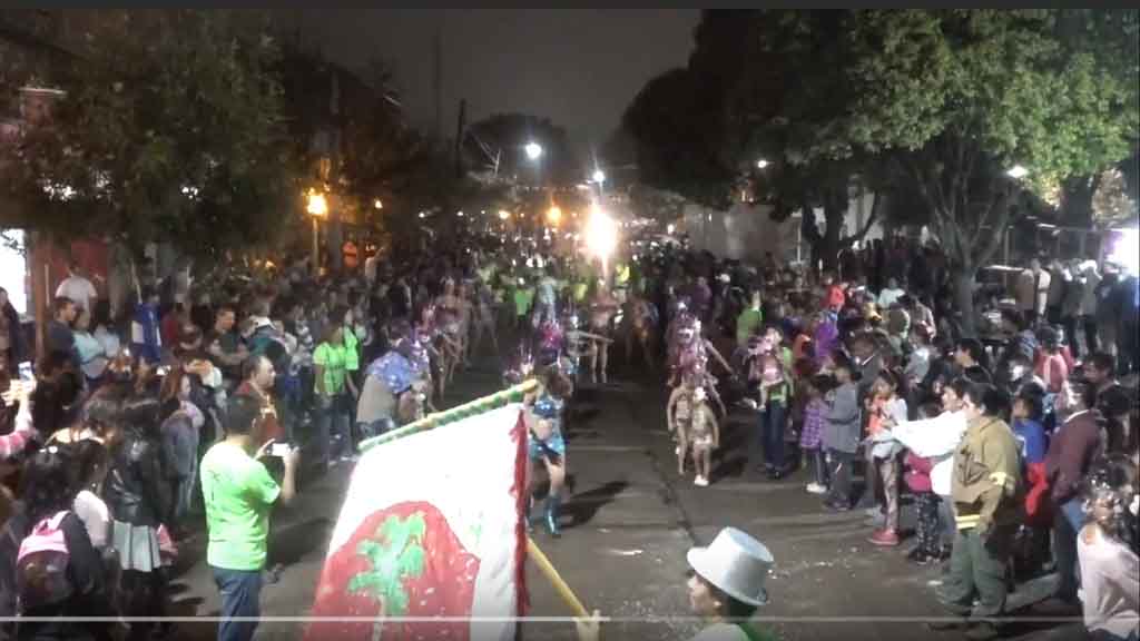 Tambores, ritmo y carrozas en el carnaval de Villa Giardino