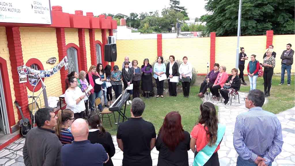 Huerta Grande. Con mucha emocion se realizó el acto del Día de la Mujer