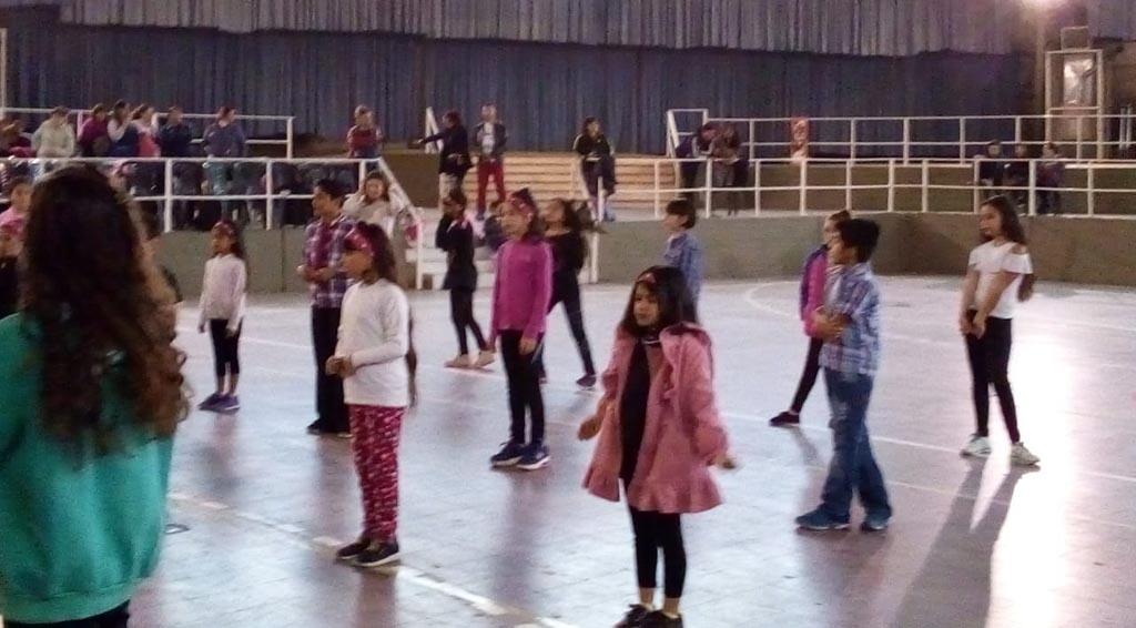 2° Intercolegial de Coreografías de escuelas primarias en La Falda