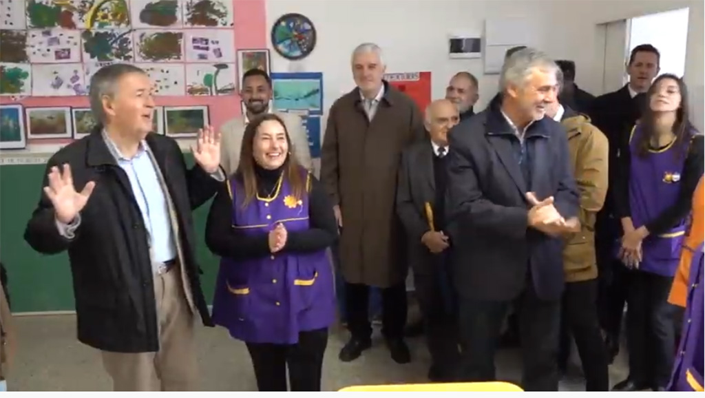 Schiaretti inauguró ampliaciones en Centro Educativo de Nivel inicial y colegio Bernardino Rivadavia