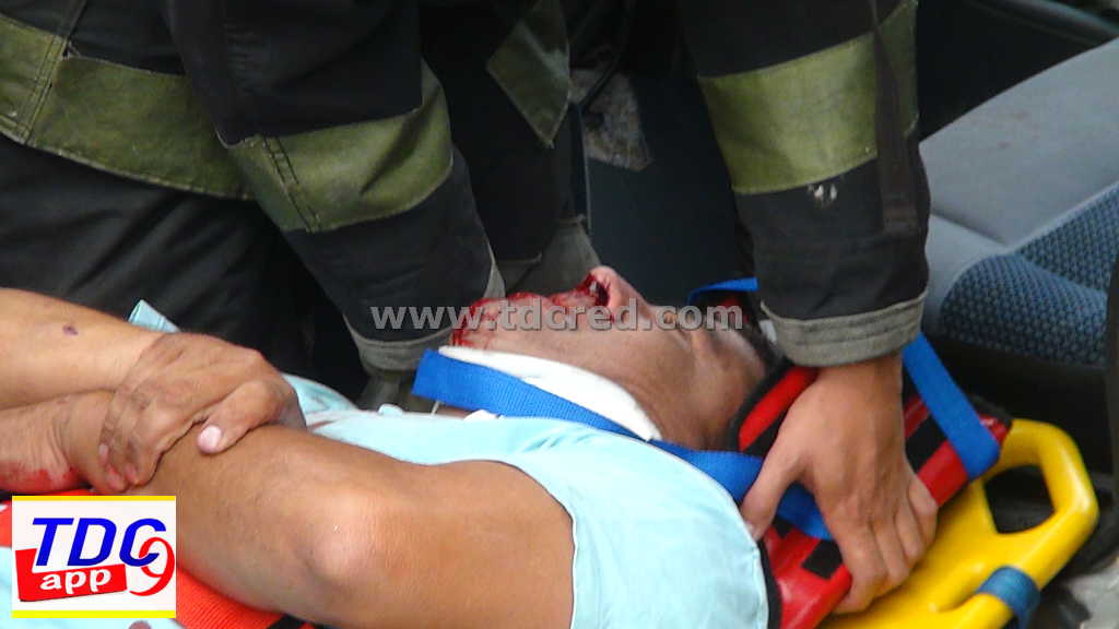 Otro accidente frontal con 2 heridos en Huerta Grande