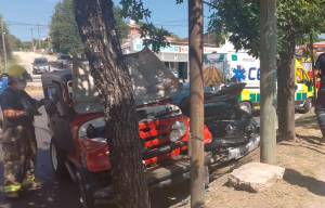 Güemes y Av. Buenos Aires: accidente en punto crítico de La Falda